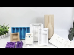 Imballaggio in vassoio di pasta stampata